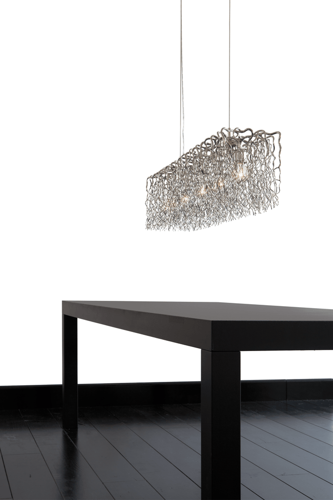 Hollywood Long Hanging Lamp with wavy metallic mesh frame and internal lighting